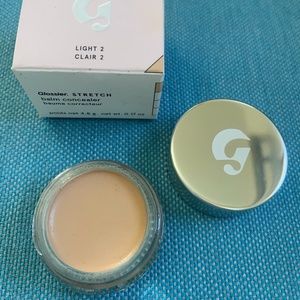Glossier stretch concealer Light 2